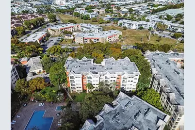 8120 Geneva Ct #453, Doral, FL 33166 - Photo 32