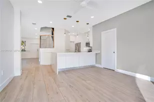 16922 SW 35th St, Miramar, FL 33027 - Photo 1