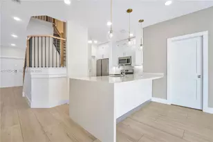 16922 SW 35th St, Miramar, FL 33027 - Photo 8