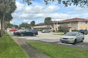 802 Twin Lakes Dr, Coral Springs, FL 33071 - Photo 1