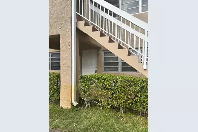 802 Twin Lakes Dr #17-A, Coral Springs, FL 33071 - Photo 2