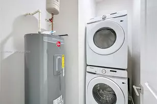 406 NW 41st St, Oakland Park, FL 33309 - Photo 28