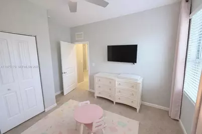4103 NE 20th St, Homestead, FL 33033 - Photo 8