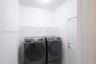 4103 NE 20th St, Homestead, FL 33033 - Photo 16