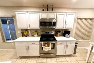 12718 SW 47th St, Miramar, FL 33027 - Photo 8