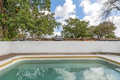 7906 NW 74th Ave, Tamarac, FL 33321 - Photo 14