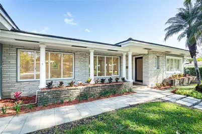 1235 Algardi Ave #0, Coral Gables, FL 33146 - Photo 2