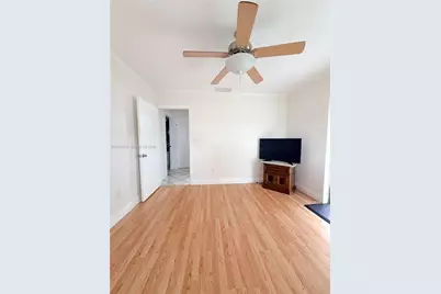 1619 N 29th Ct #0, Hollywood, FL 33020 - Photo 4