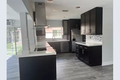 5909 NW 67th Ave, Tamarac, FL 33321 - Photo 8