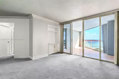 6767 Collins Ave #706, Miami Beach, FL 33141 - Photo 4