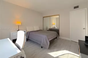 541 Blue Heron Dr, Hallandale Beach, FL 33009 - Photo 10