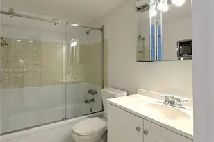 541 Blue Heron Dr, Hallandale Beach, FL 33009 - Photo 8