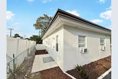 1625 S Federal Hwy, Lake Worth, FL 33460 - Photo 8