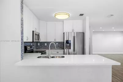 20900 Leeward Ct #217-1, Aventura, FL 33180 - Photo 2