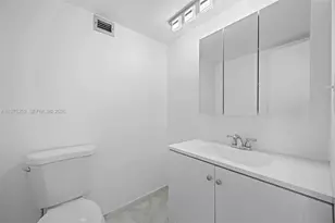 4101 Pine Tree Dr, Miami Beach, FL 33140 - Photo 10