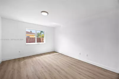 7570 NW 173rd Ln, Hialeah, FL 33015 - Photo 22