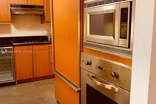 1425 Brickell Ave, Miami, FL 33131 - Photo 18