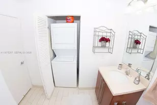 79 SW 12th St, Miami, FL 33130 - Photo 10