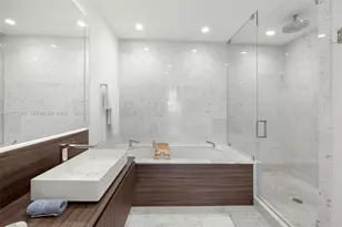 1000 Brickell Plaza, Miami, FL 33131 - Photo 32
