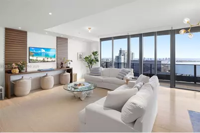 1000 Brickell Plaza #PH5403, Miami, FL 33131 - Photo 4