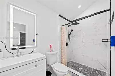 919 NW 66th St, Miami, FL 33150 - Photo 14