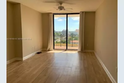888 S Douglas Rd #1010, Coral Gables, FL 33134 - Photo 4