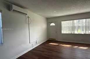 104 E Easthampton E, West Palm Beach, FL 33417 - Photo 1