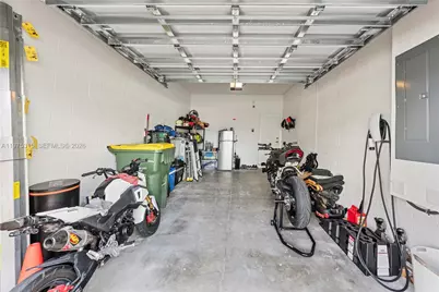 818 SE 17th St, Homestead, FL 33034 - Photo 18