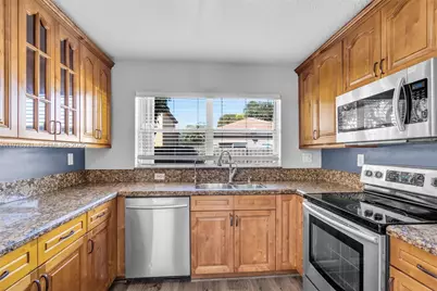 19249 NW 13th St #1, Pembroke Pines, FL 33029 - Photo 34