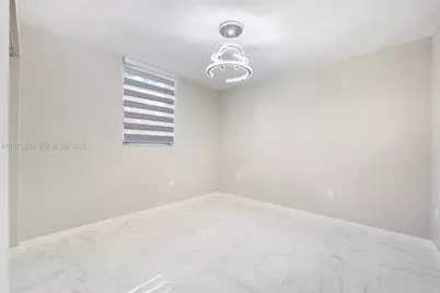 10000 NW 80th Ct #2102-2, Hialeah Gardens, FL 33016 - Photo 4