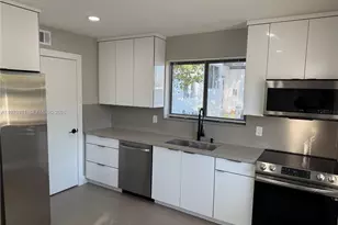 3275 SW 27th St, Miami, FL 33133 - Photo 4