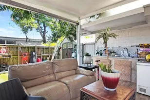 1461 E 7th Ct, Hialeah, FL 33010 - Photo 32