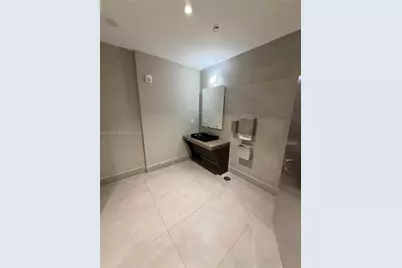 1000 Brickell Plz #2606, Miami, FL 33131 - Photo 46