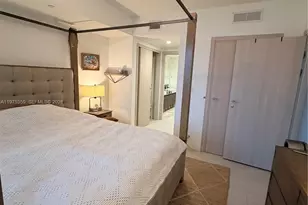 1000 Brickell Plaza, Miami, FL 33131 - Photo 14