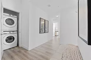 101 Diplomat Pkwy, Hallandale Beach, FL 33009 - Photo 16