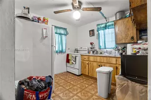 1733 NW 66th St, Miami, FL 33147 - Photo 22