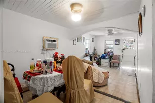 1733 NW 66th St, Miami, FL 33147 - Photo 18
