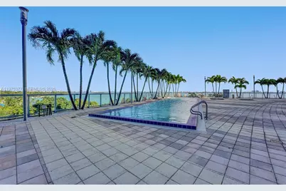 601 NE 36th St #811, Miami, FL 33137 - Photo 22