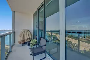 601 NE 36th St, Miami, FL 33137 - Photo 12