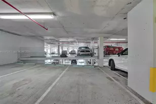 601 NE 36th St, Miami, FL 33137 - Photo 30