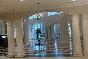 20000 E Country Club Dr, Aventura, FL 33180 - Photo 26