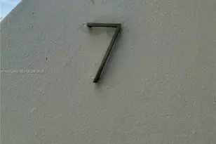 881 Ocean Dr, Key Biscayne, FL 33149 - Photo 36