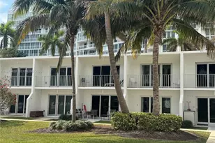 881 Ocean Dr, Key Biscayne, FL 33149 - Photo 14