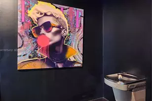 690 SW 1st Ct, Miami, FL 33130 - Photo 32