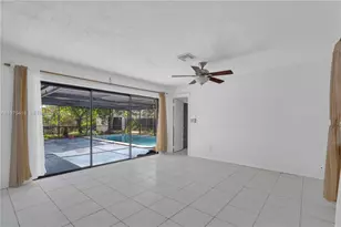 16501 SW 102nd Ct, Miami, FL 33157 - Photo 22