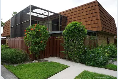 11881 SW 13th Ct, Davie, FL 33325 - Photo 1