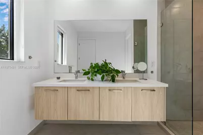 4301 NW 81st Ct #1, Doral, FL 33166 - Photo 22