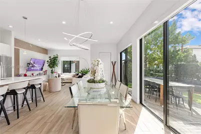 4301 NW 81st Ct #1, Doral, FL 33166 - Photo 2