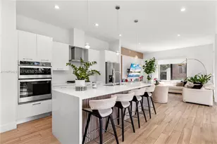 4301 NW 81st Ct, Doral, FL 33166 - Photo 4