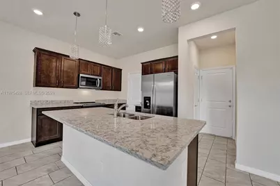 4764 Eucalyptus Dr, Hollywood, FL 33021 - Photo 38